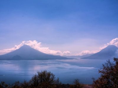 Lago de Atitlán en Sololá, Guatemala